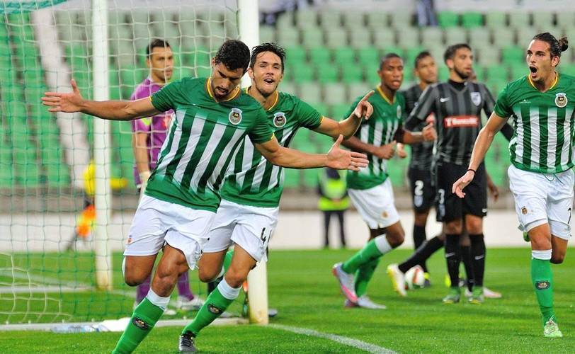 里斯本竞技主场迎战布拉加,卫冕冠军争冠,欧战黑马发力,双方战力悬殊,比赛充满看点。