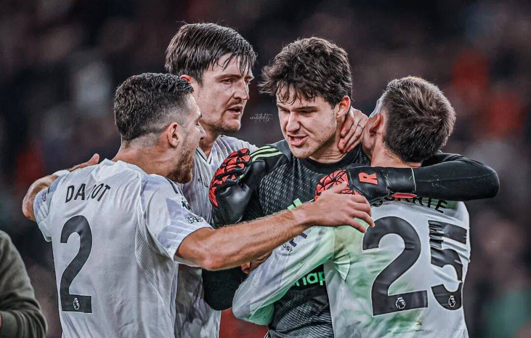 拉门斯彻底锁定曼联主力位置成新宠,自曝封杀利物浦秘诀!阿莫林承认其重要